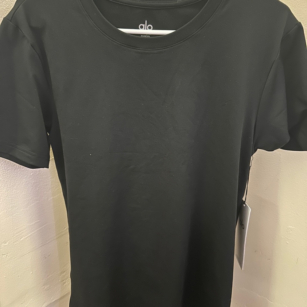 ALO Yoga Black Men’s Top